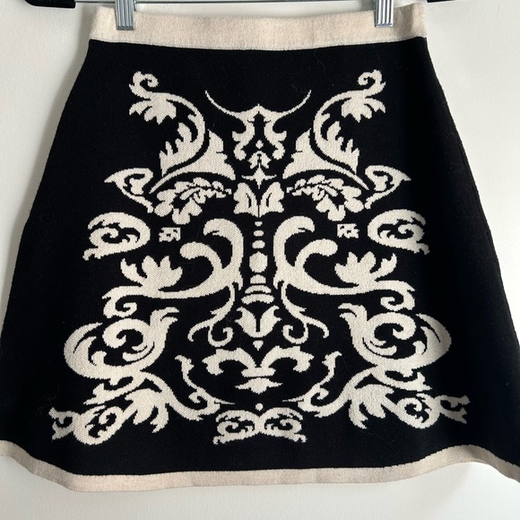 PINK‎ ROSE skirt - Picture 2 of 5